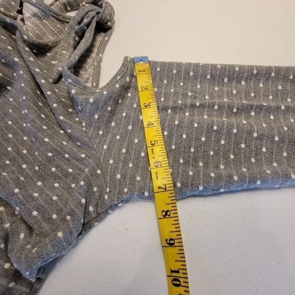 Lane Bryant Women's Plus Size 18/20 Gray Swiss Dot Cold Shoulder Sweater - Picture 10 of 12